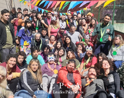 Pacientes celebrando el Día de la Primavera